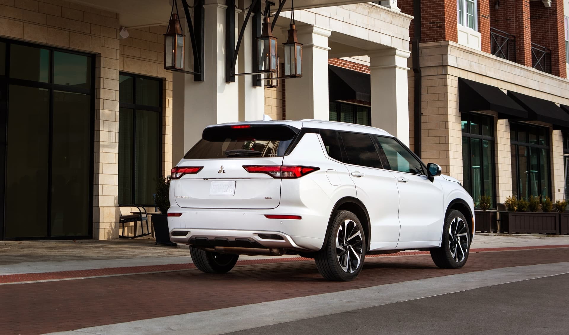 Mitsubishi Outlander 2021 0221 018