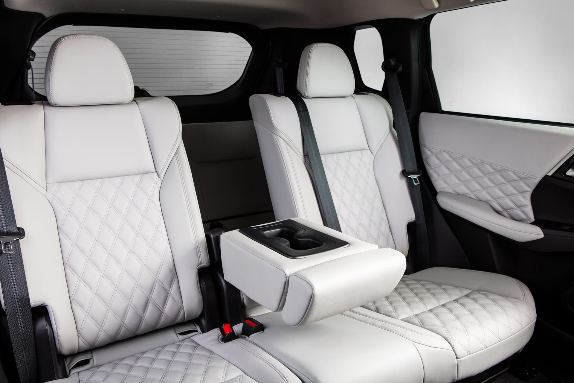 2022 Mitsubishi Outlander Interior Shown