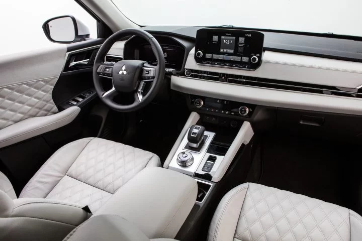 2022 Mitsubishi Outlander Interior Shown