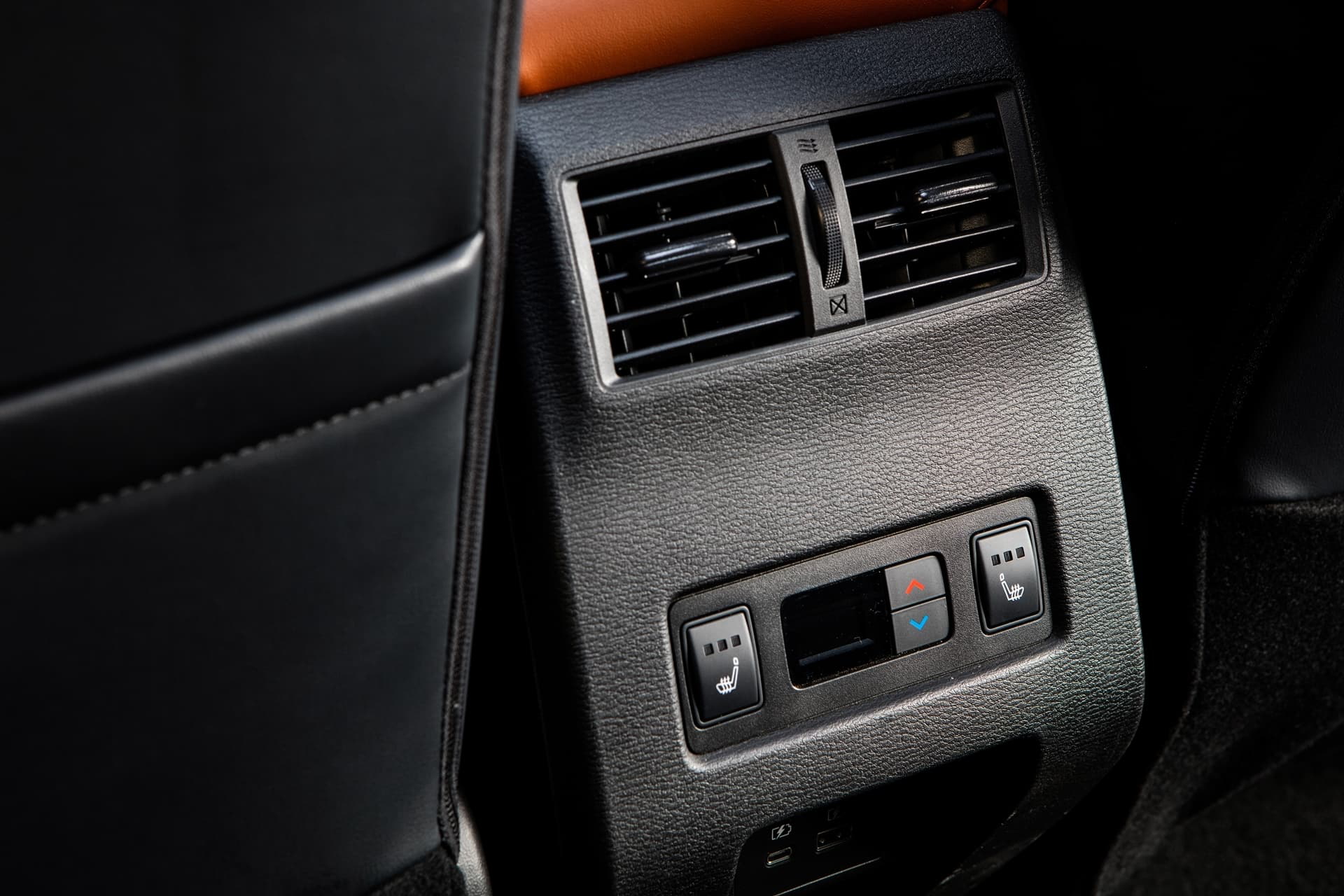 2022 Mitsubishi Outlander Interior Shown
