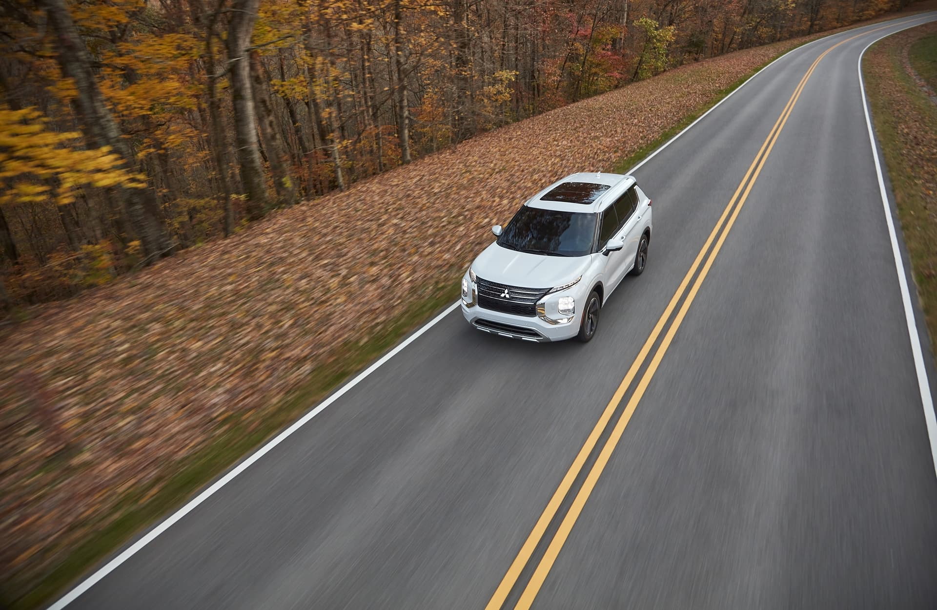 2022 Mitsubishi Outlander Shown.