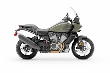 My21 Model Photography. Ra1250s Pan America Special.