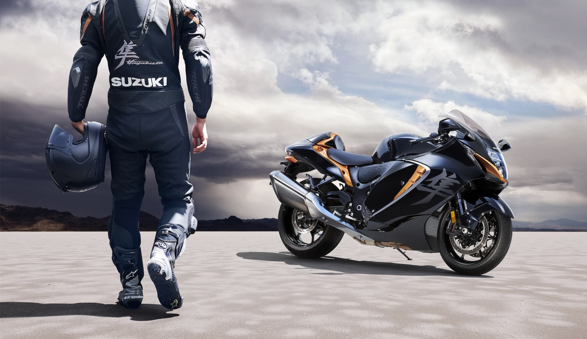 Moto Suzuki Hayabusa 2021 Accion 1