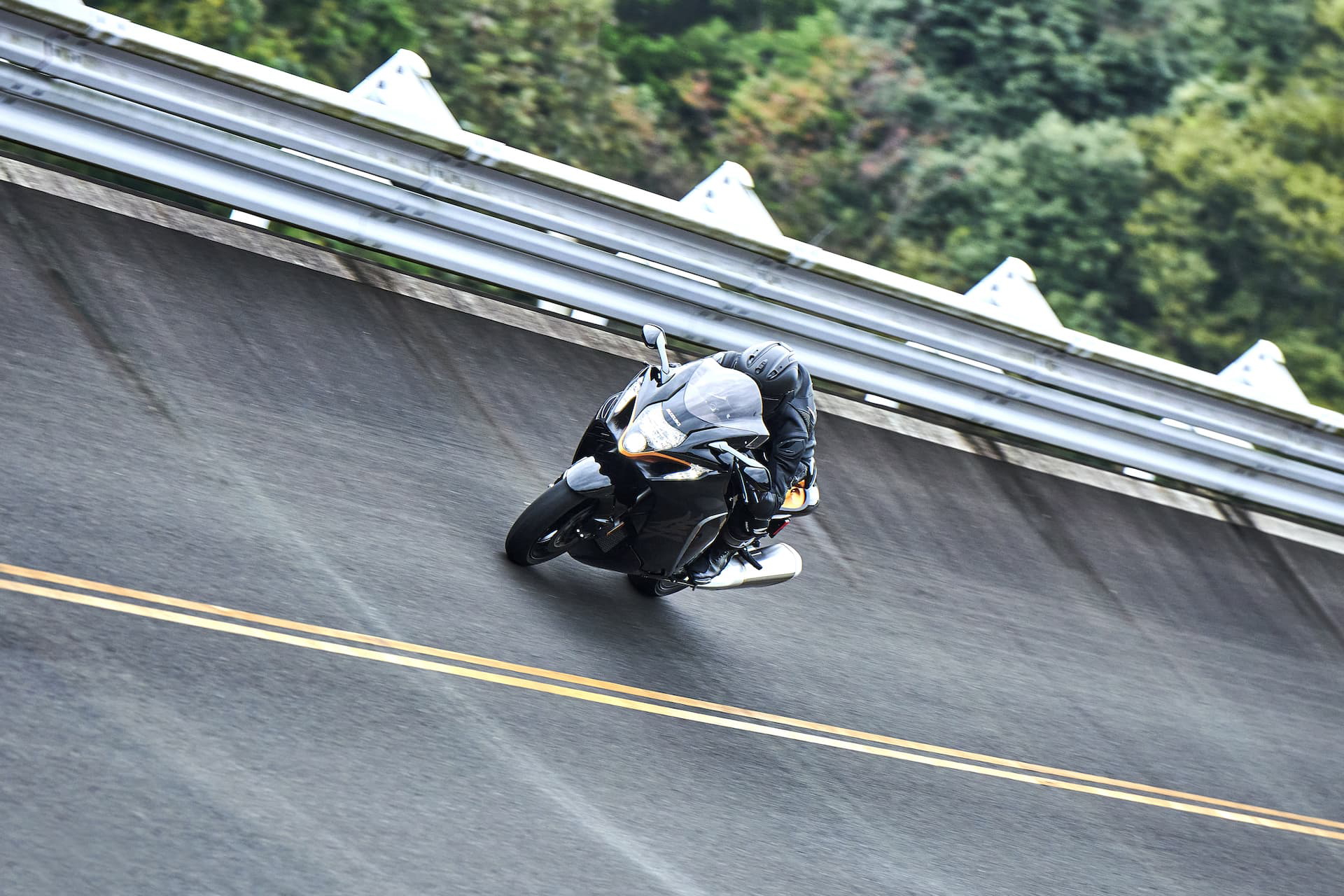 Moto Suzuki Hayabusa 2021 Accion 26