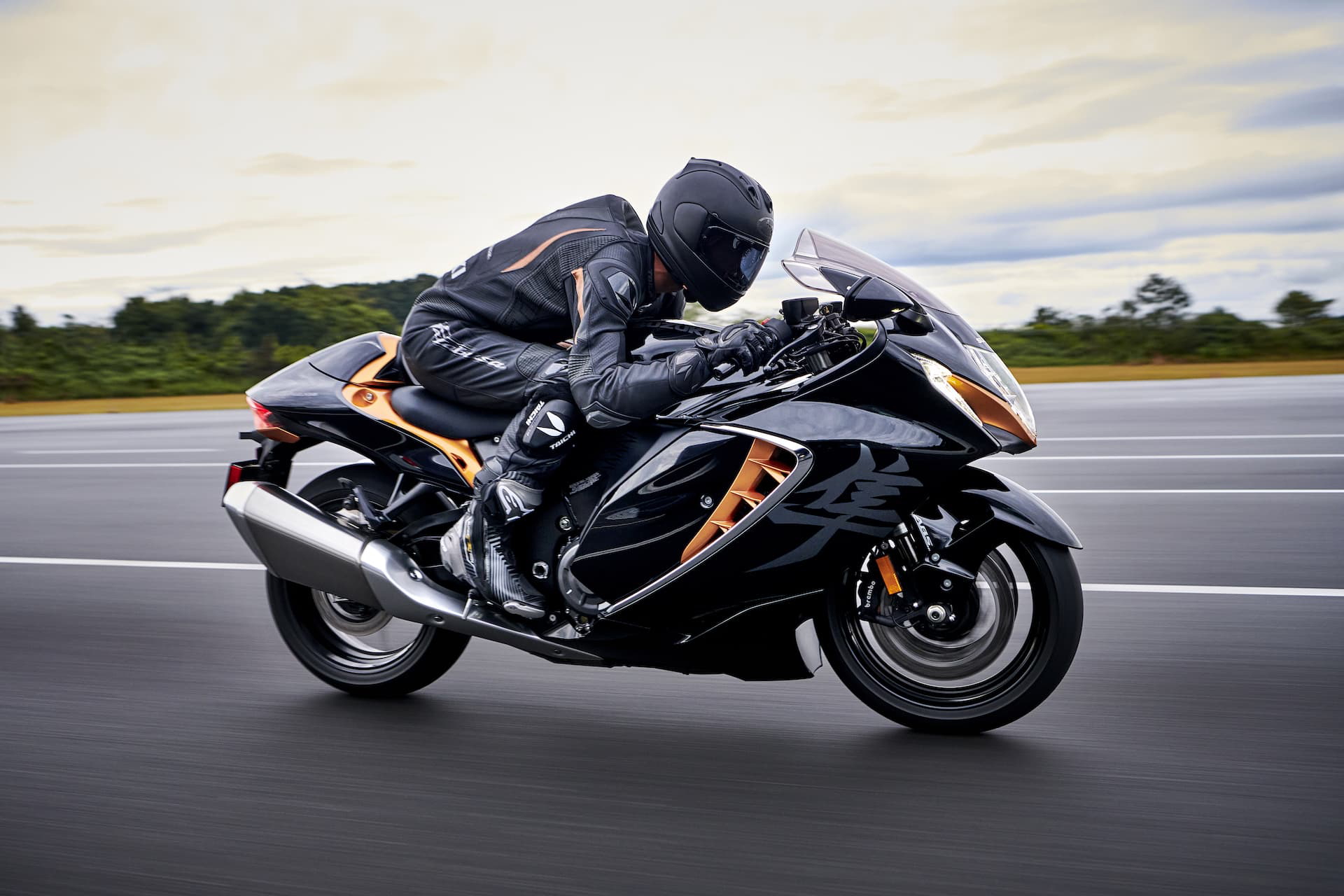 Moto Suzuki Hayabusa 2021 Accion 28