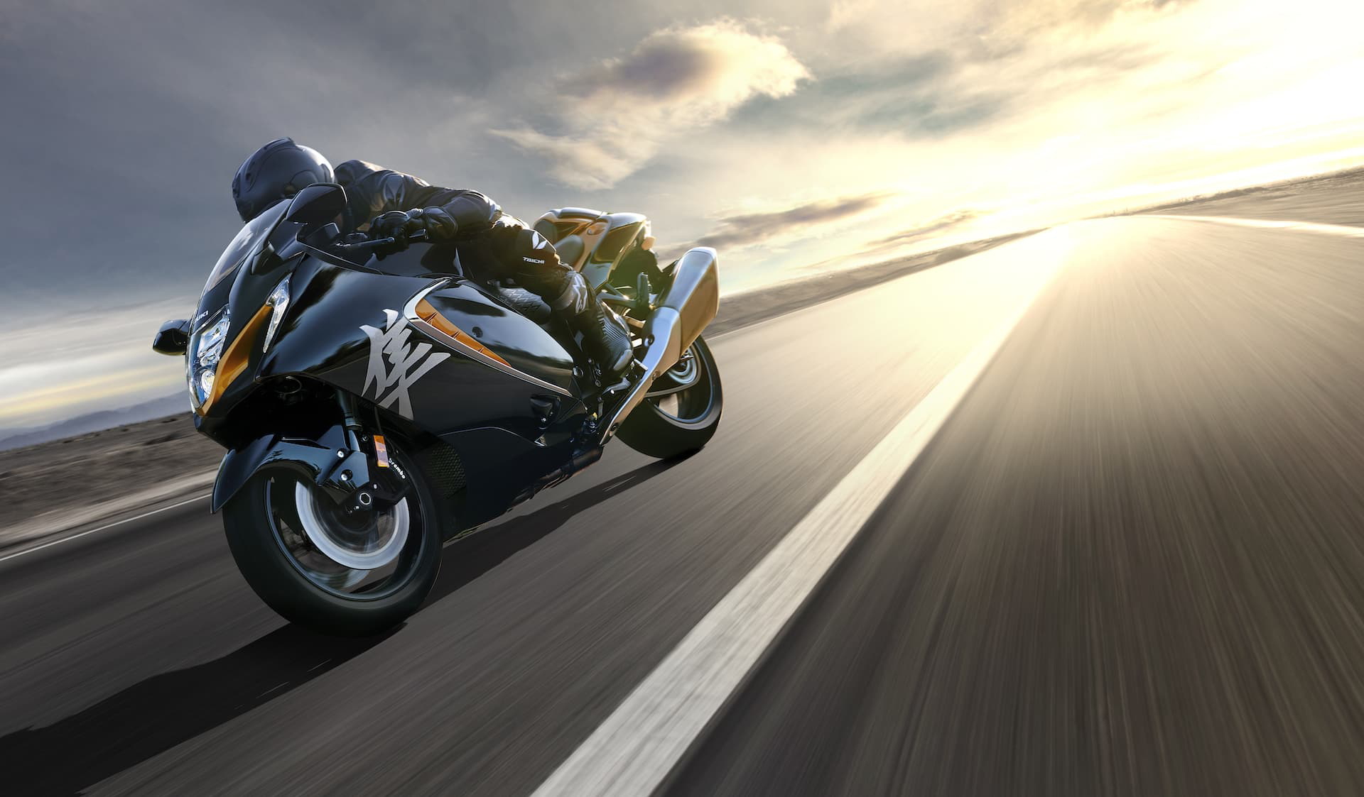 Moto Suzuki Hayabusa 2021 Accion 4