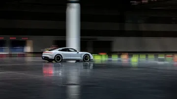 Porsche Taycan Record Interiores 11