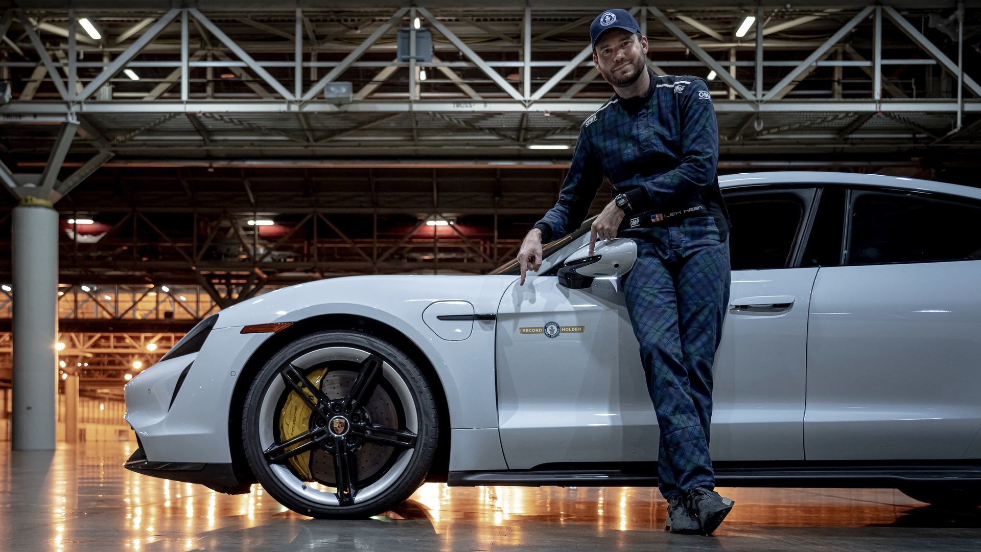 Porsche Taycan Record Interiores 5