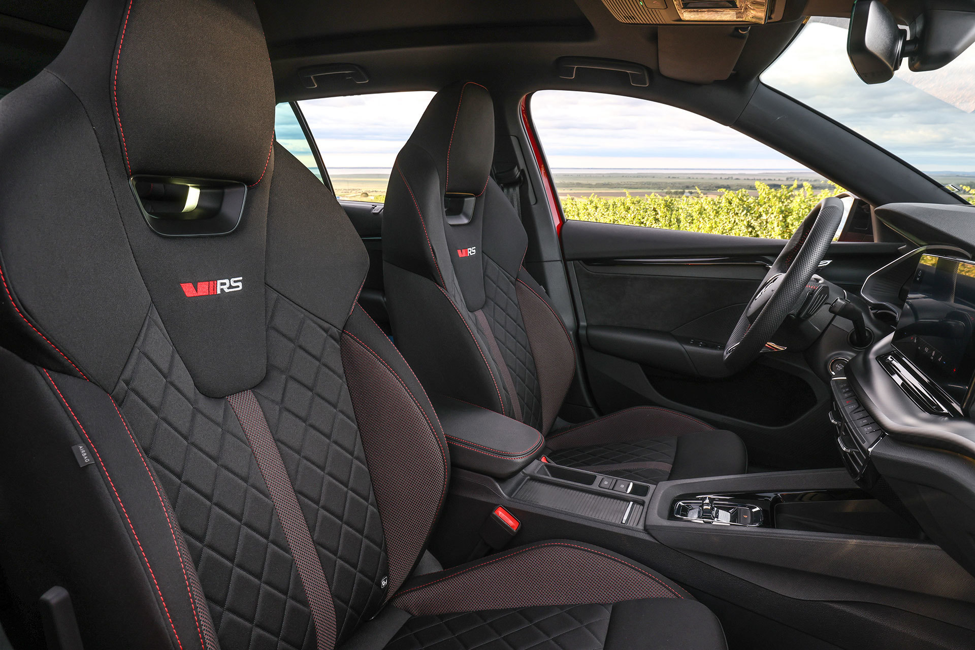 Skoda Octavia Iv Rs 2021 Hibrido Enchufable 01