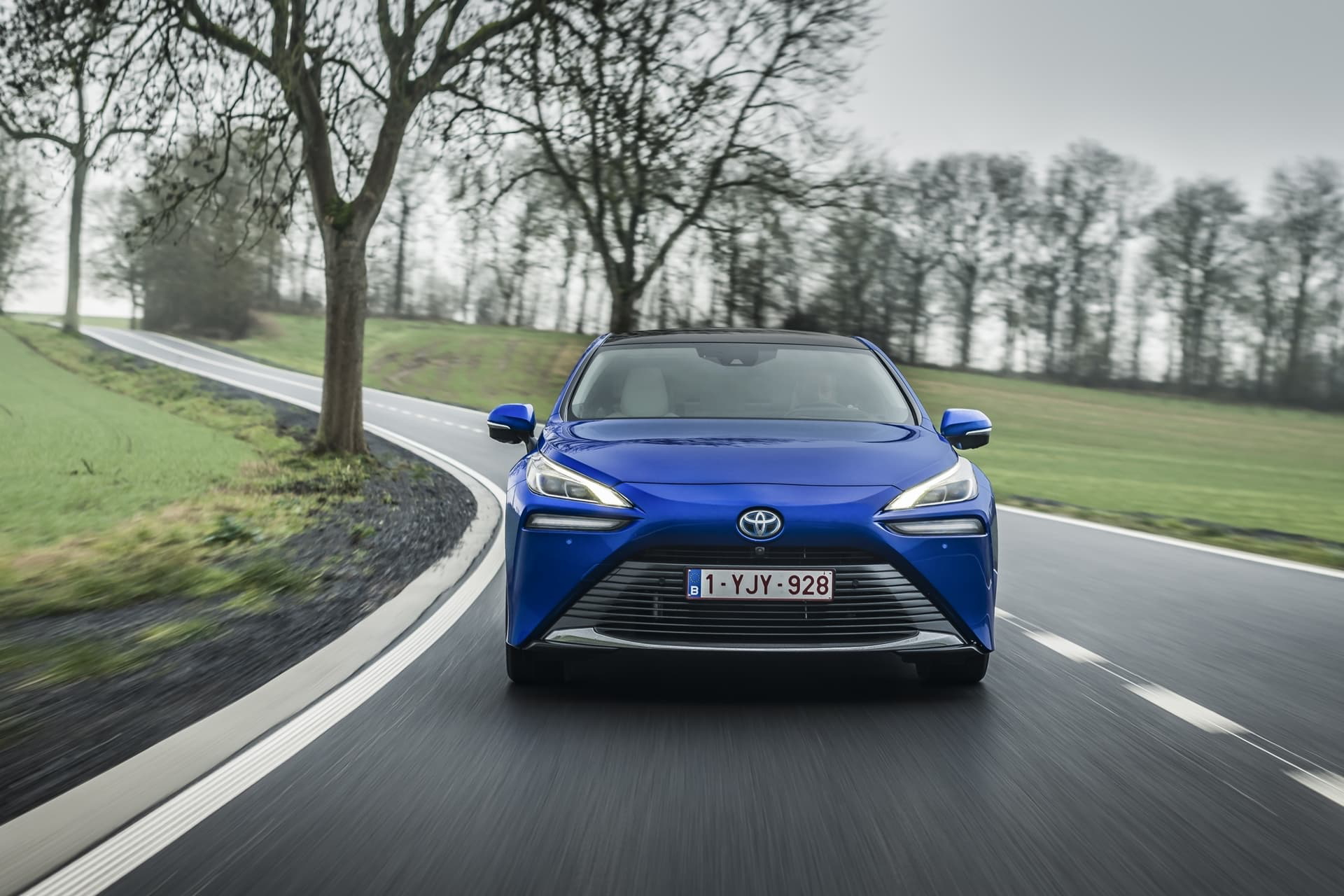 Toyota Mirai 2021 0221 010