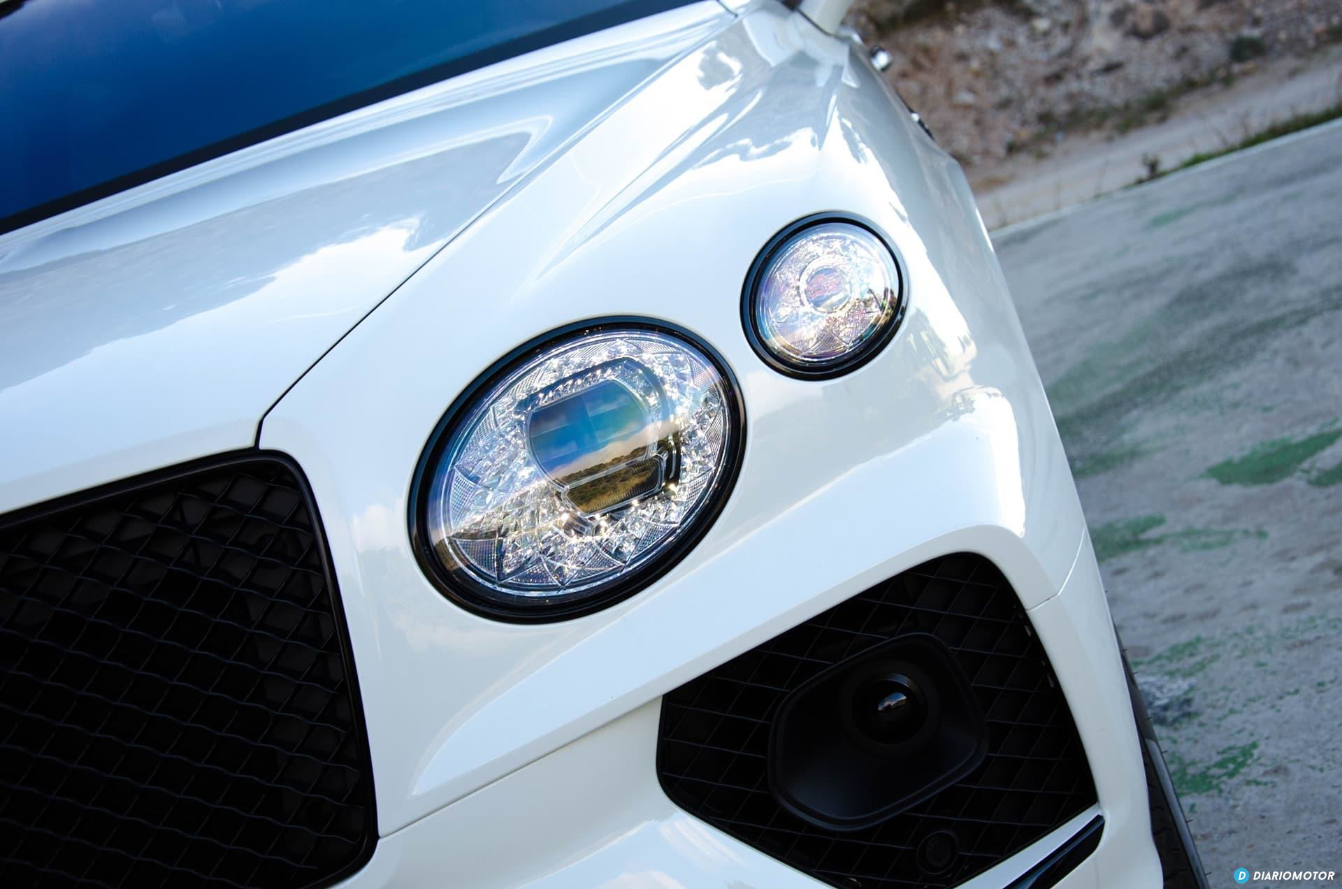 Bentley Bentayga V8 2021 0321 001 Faros Led