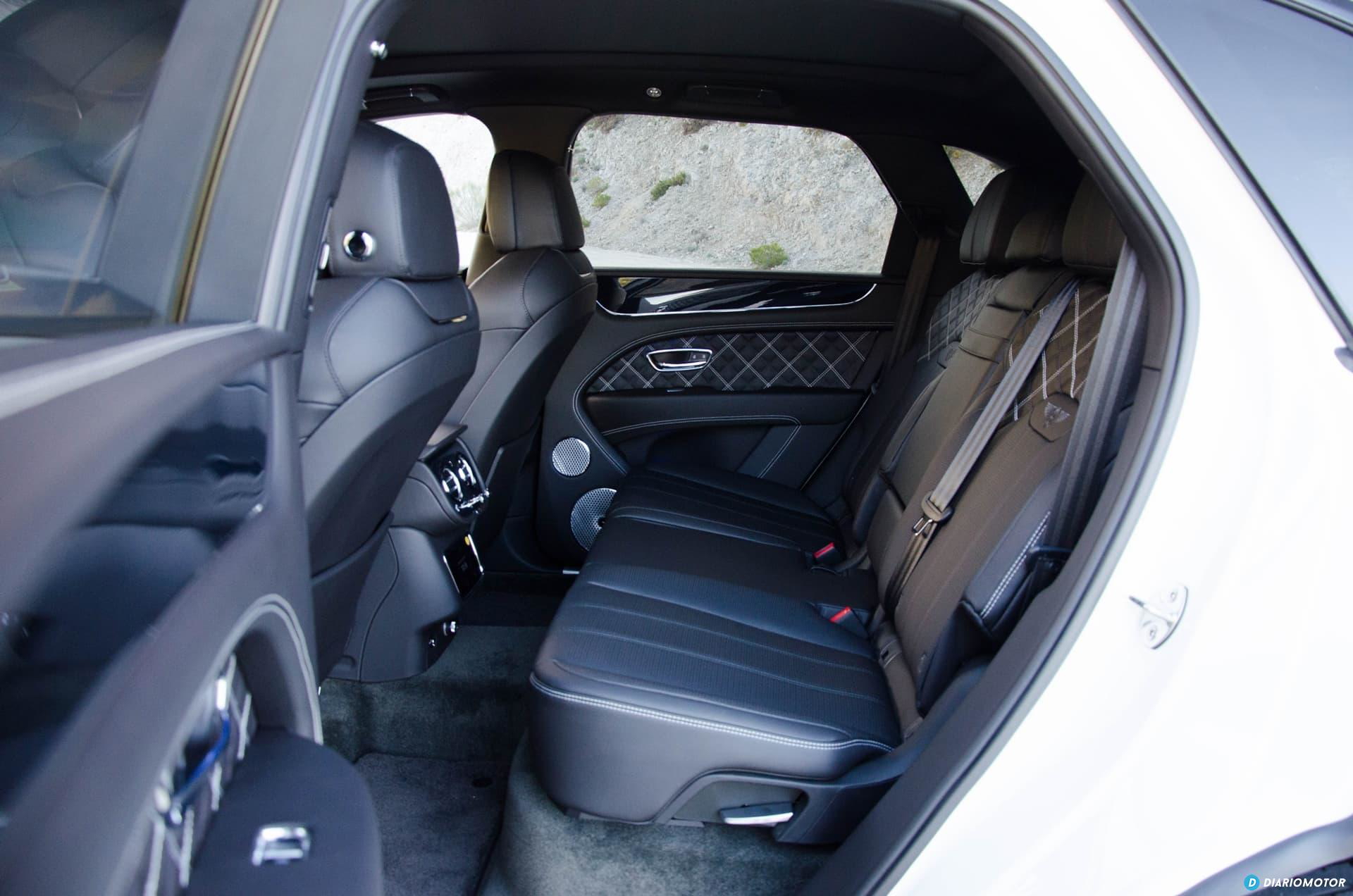 Bentley Bentayga V8 2021 0321 013
