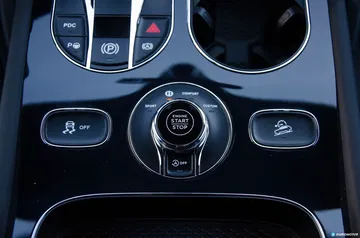Bentley Bentayga V8 2021 0321 037 Start Stop