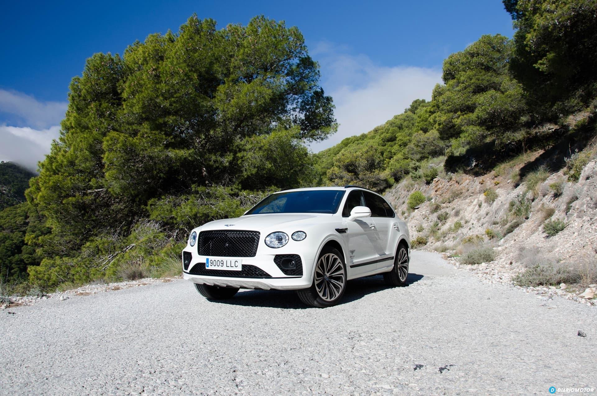 Bentley Bentayga V8 2021 0321 043