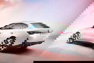Bmw Neue Klasse Plataforma Universal I4 02