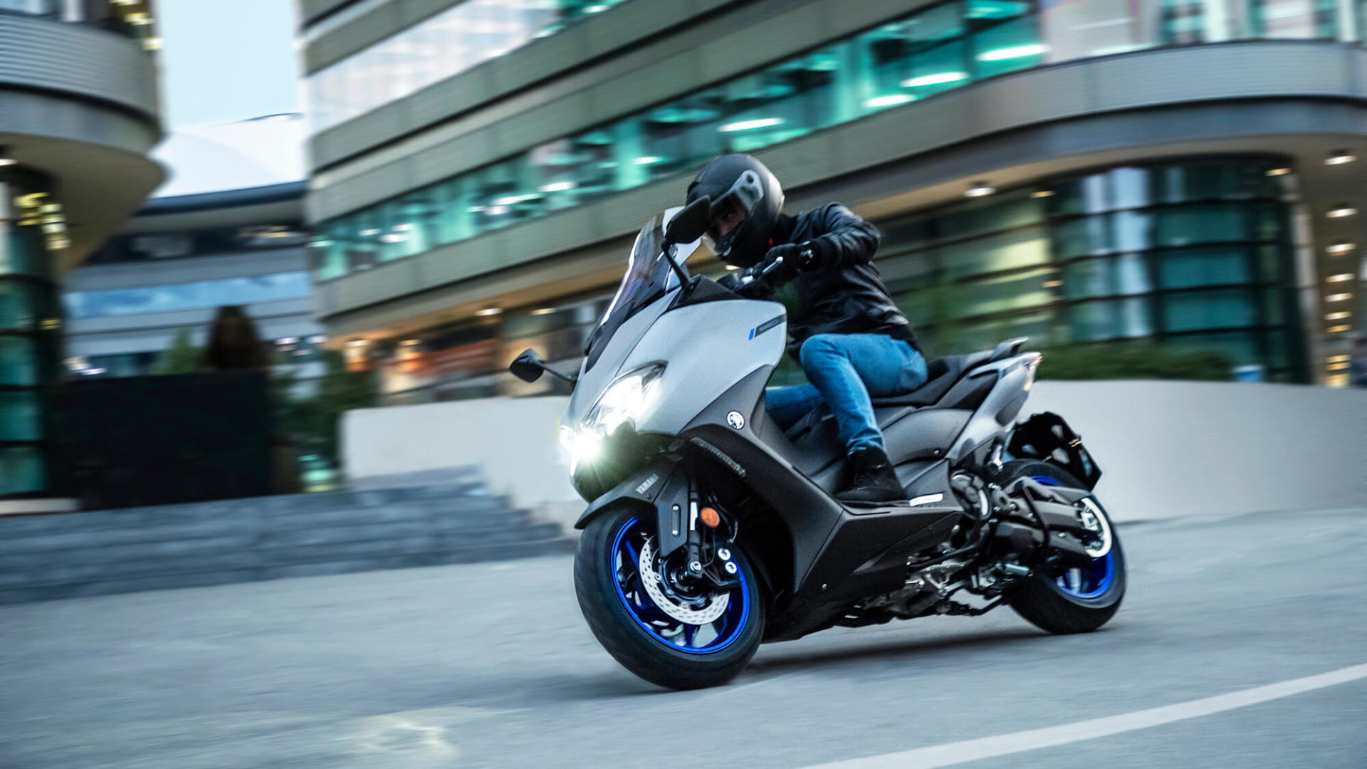 Curso Conduccion Dgt Yamaha T Max