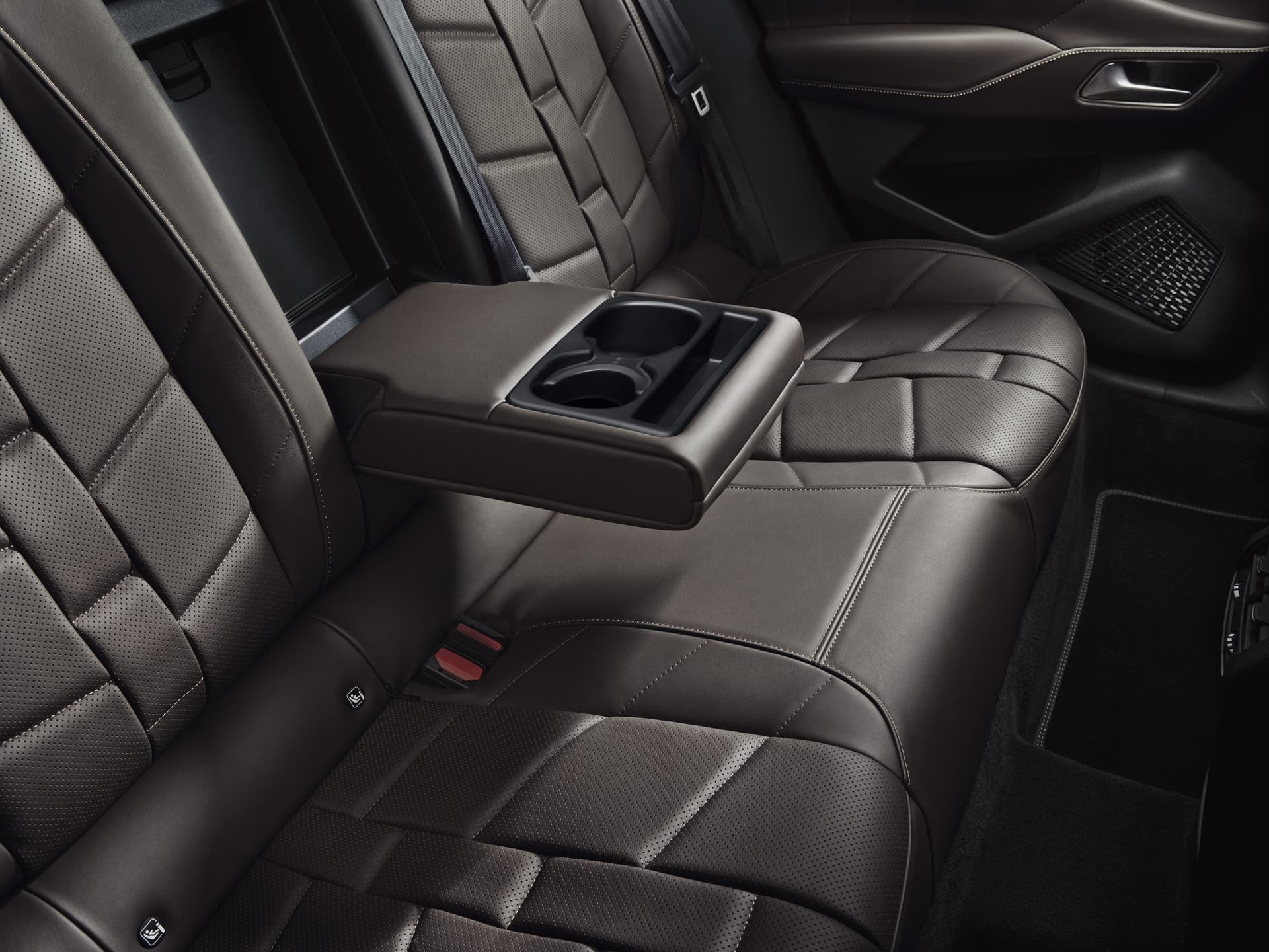 Base De Donnée : Astuce Productions