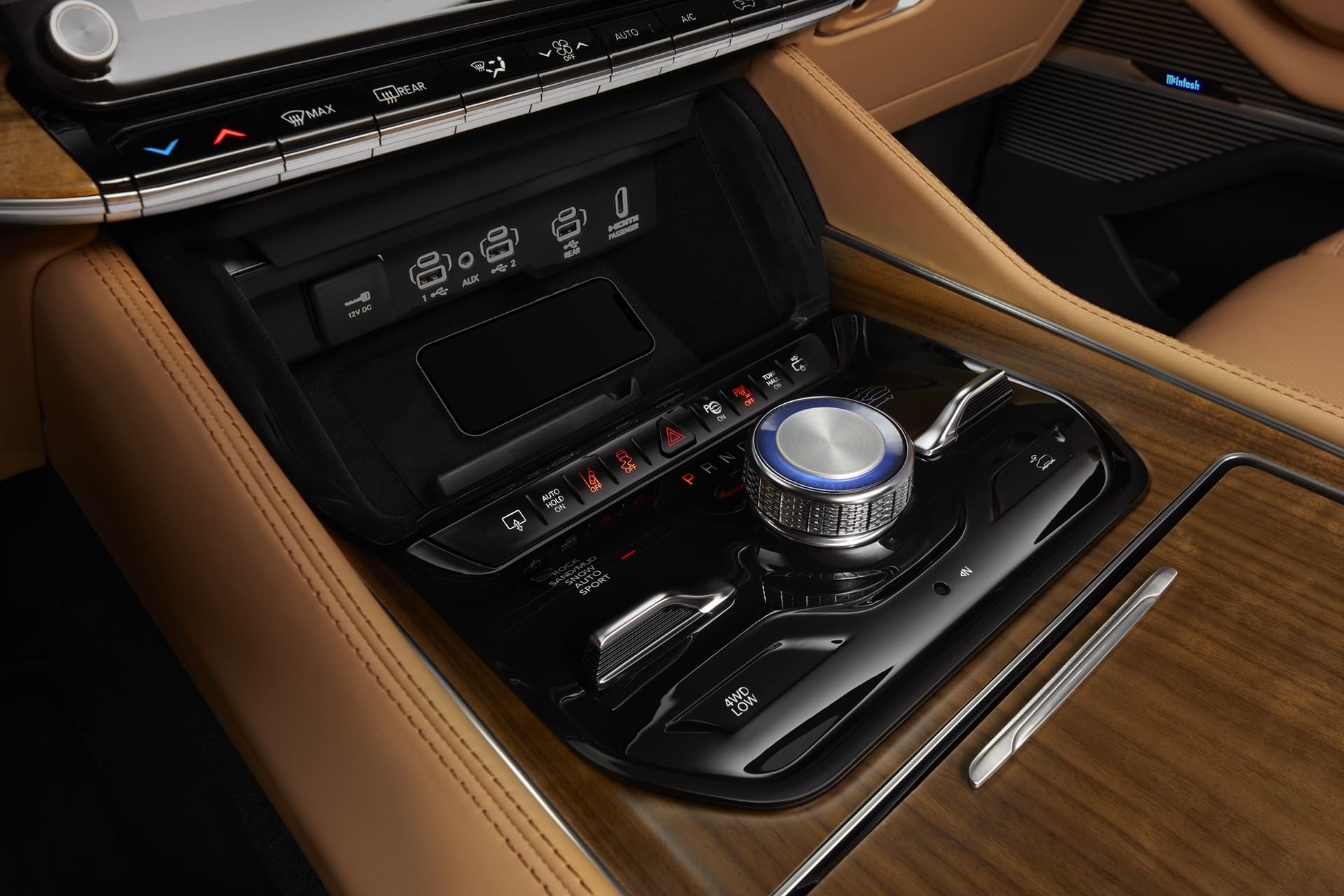 jeep-grand-wagoneer-2022-0321-059.jpg