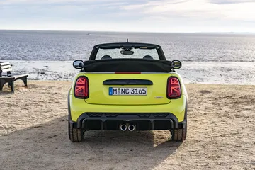 Mini Cabrio 2021 010