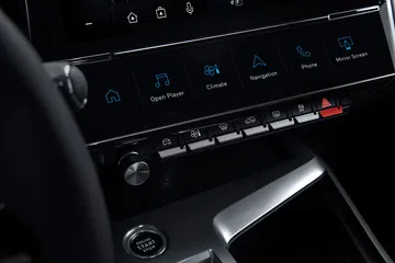 Peugeot 308 2021 Interior Botones Pantalla