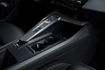 Peugeot 308 2021 Interior Consola Central