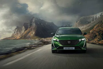 Peugeot 308 2021 Movimiento Verde 04