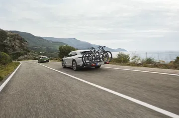 Porsche Taycan Cross Turismo 10