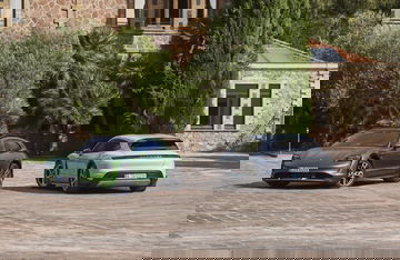 Porsche Taycan Cross Turismo 6