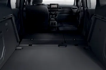 Renault Kangoo 2021 Maletero 07