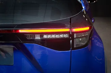 Toyota Yaris Cross 2021 Azul Detalle Pilotos Traseros