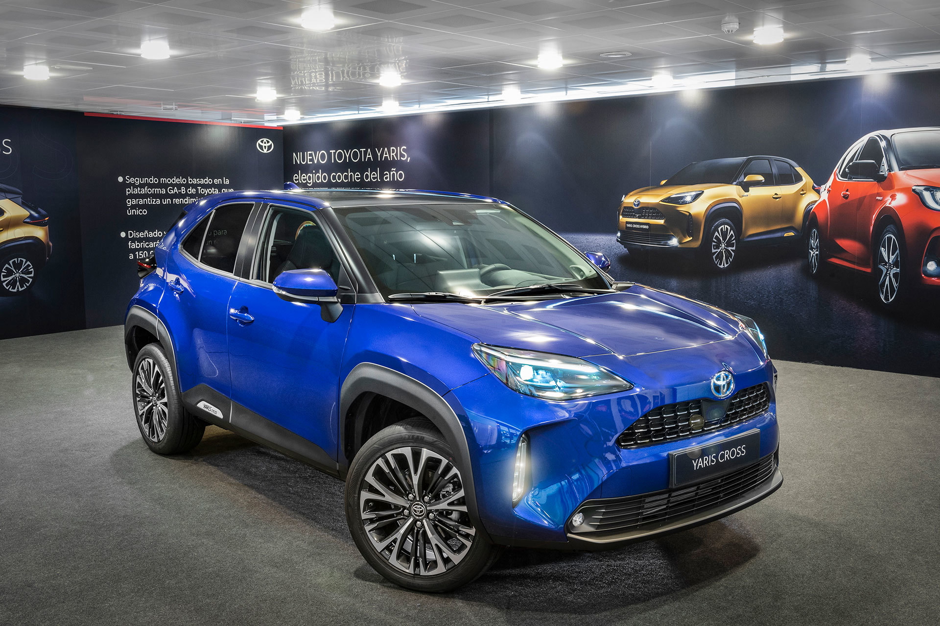 Toyota Yaris Cross 2021 Azul Frontal 2