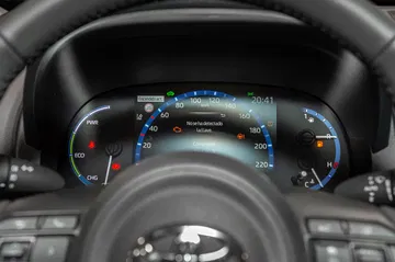 Toyota Yaris Cross 2021 Azul Instrumentacion