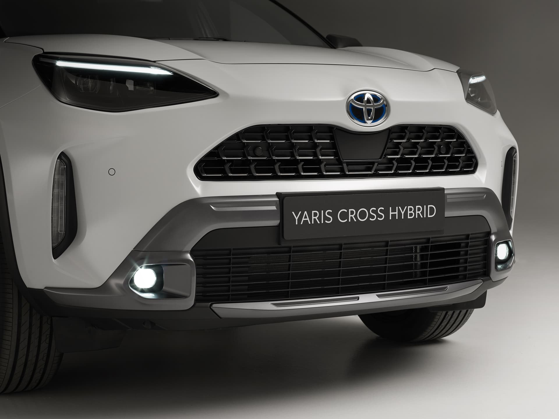Toyota Yaris Cross Adventure 2021 Frontal 0321 010