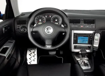 Volkswagen Golf R32 Motor V6 2021 008