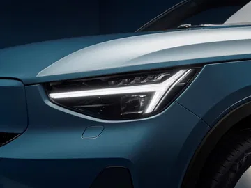 Volvo C40 Recharge Studio