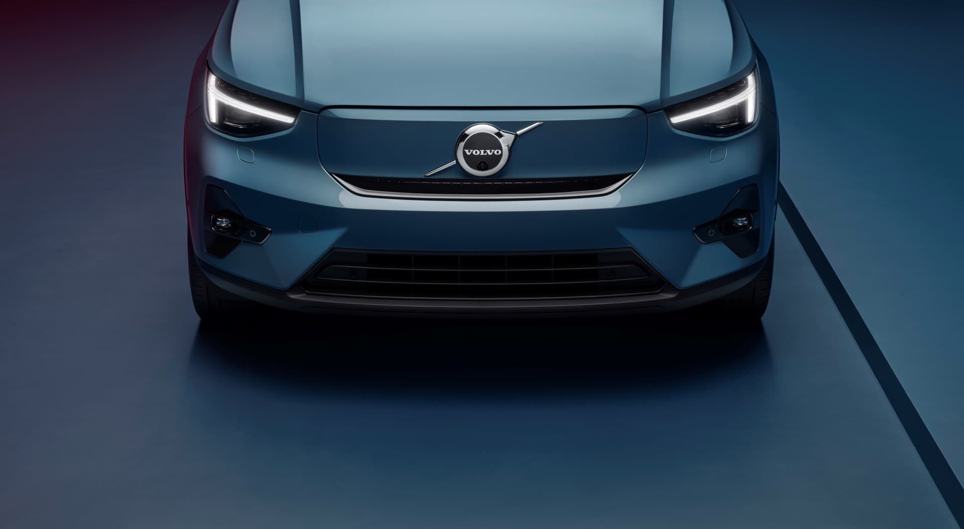 Volvo C40 Recharge Studio
