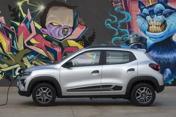 Dacia Spring 2021 0421 040