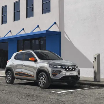 Dacia Spring (bbg)