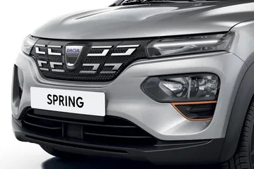 Dacia Spring (bbg)