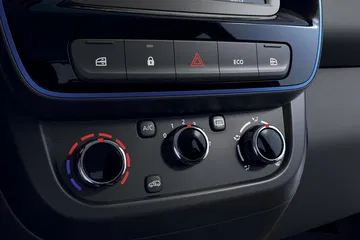 Dacia Spring (bbg)
