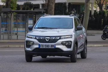 Dacia Spring 2021 0421 Frontal Movimiento 019