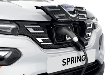 Dacia Spring (bbg)