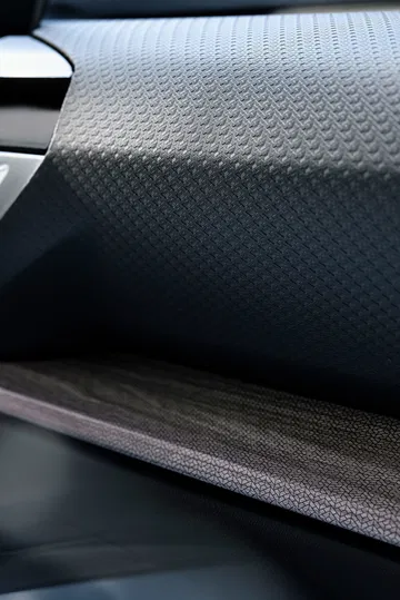 Primer plano de la textura y materiales del asiento del Citroën C5 X.