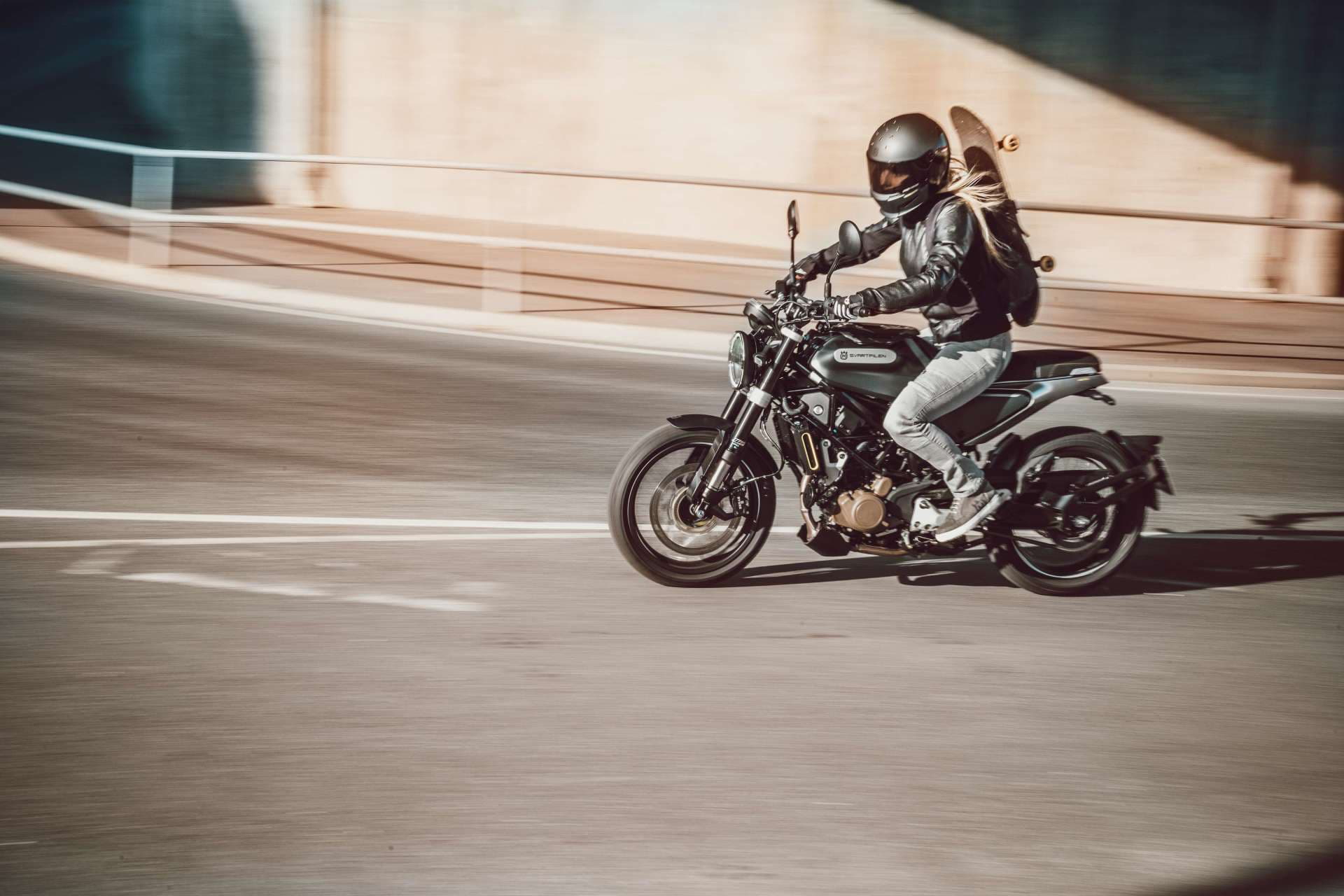 Husqvarna Svartpilen 125 2021 03 Oferta Motos 125 Cafe Racer Abril 2021