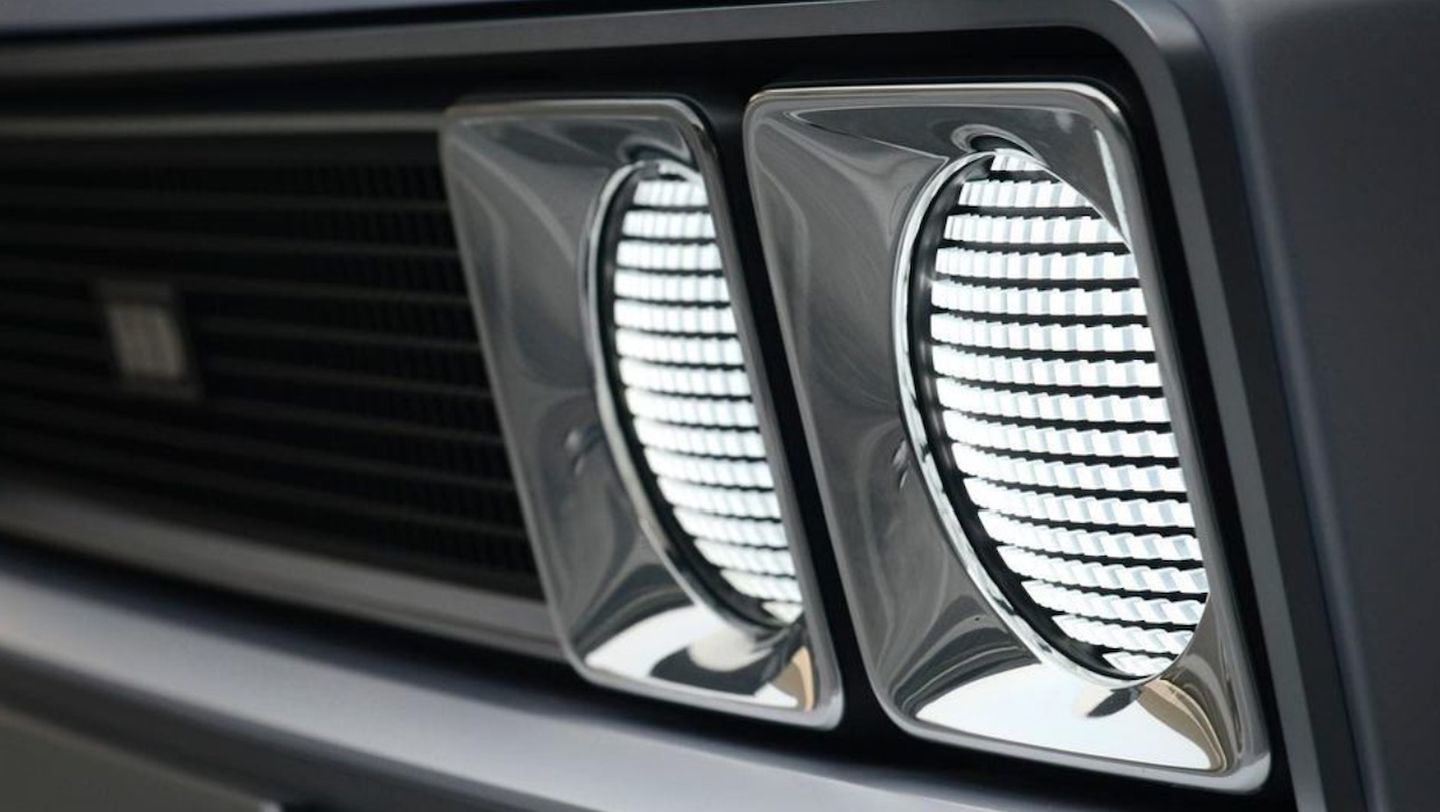 Hyundai Pony Heritage Ev 6