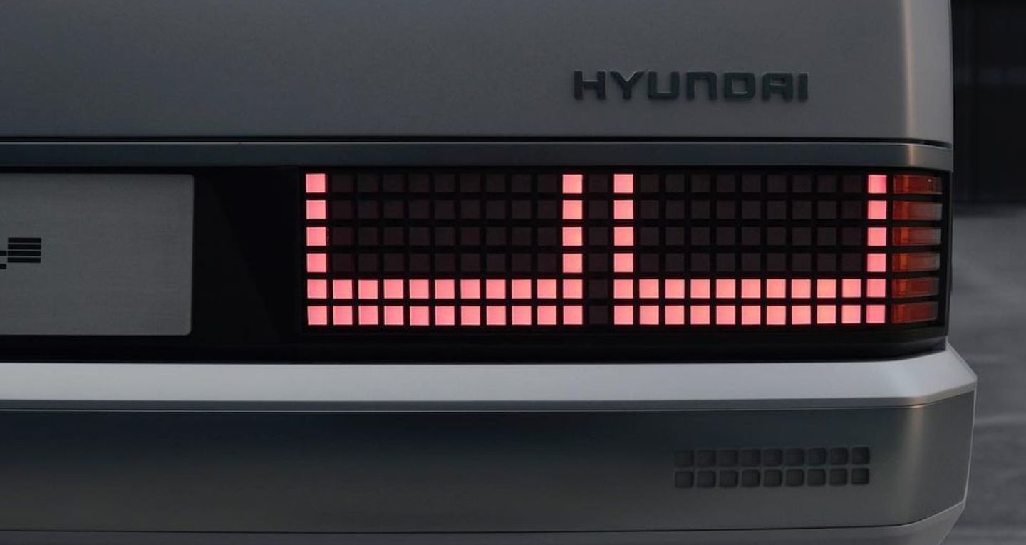 Hyundai Pony Heritage Ev 7