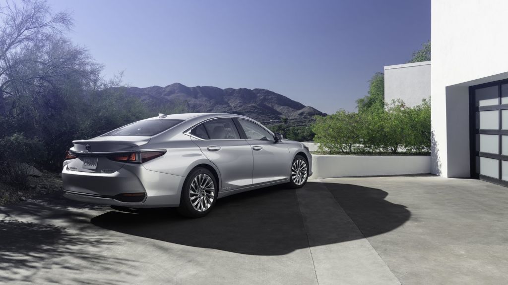 lexus-es-2021-9-1024x576.jpg
