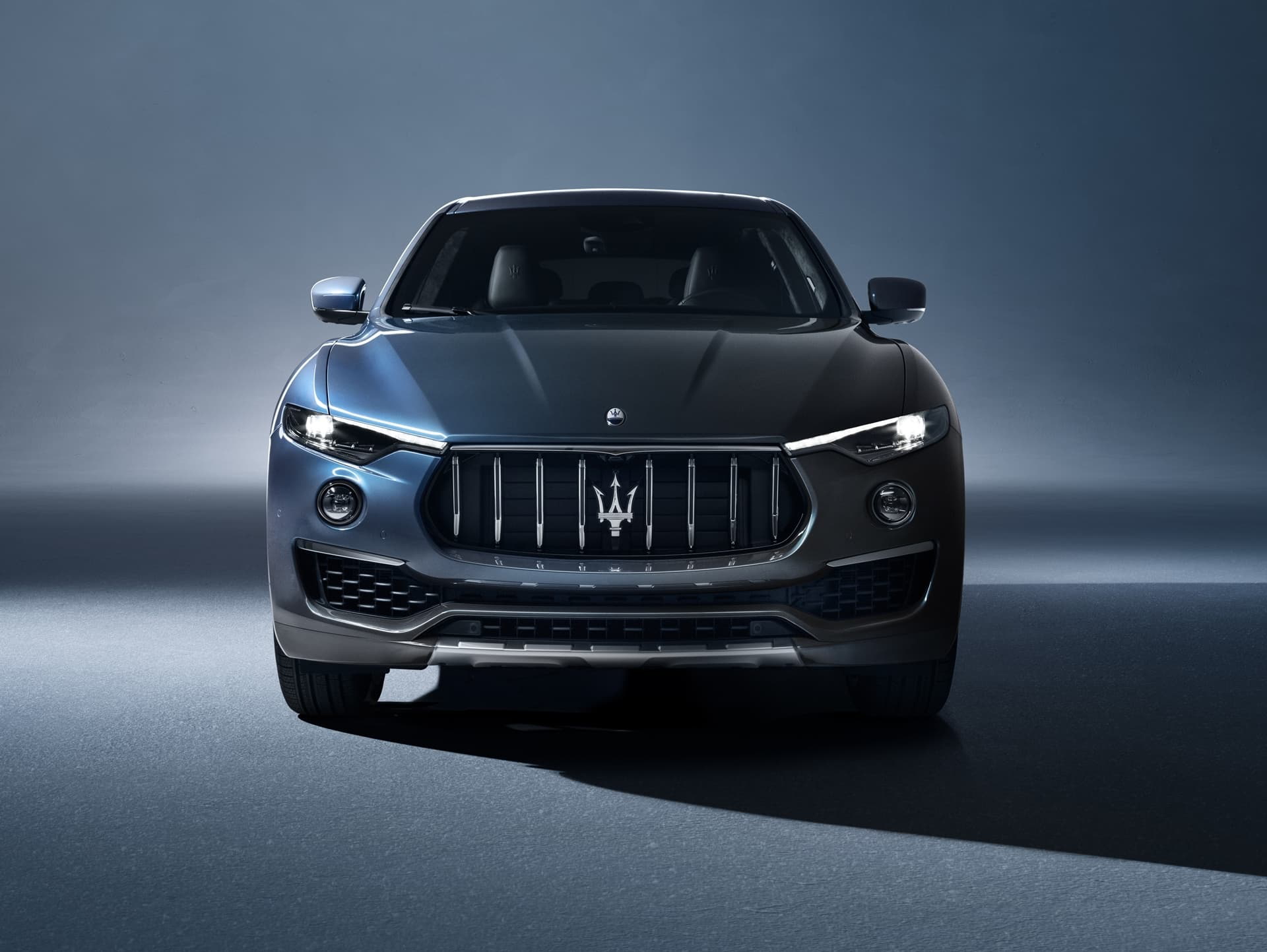 Maserati Levante Hybrid 2021 0421 Frontal Parrilla Faros 001