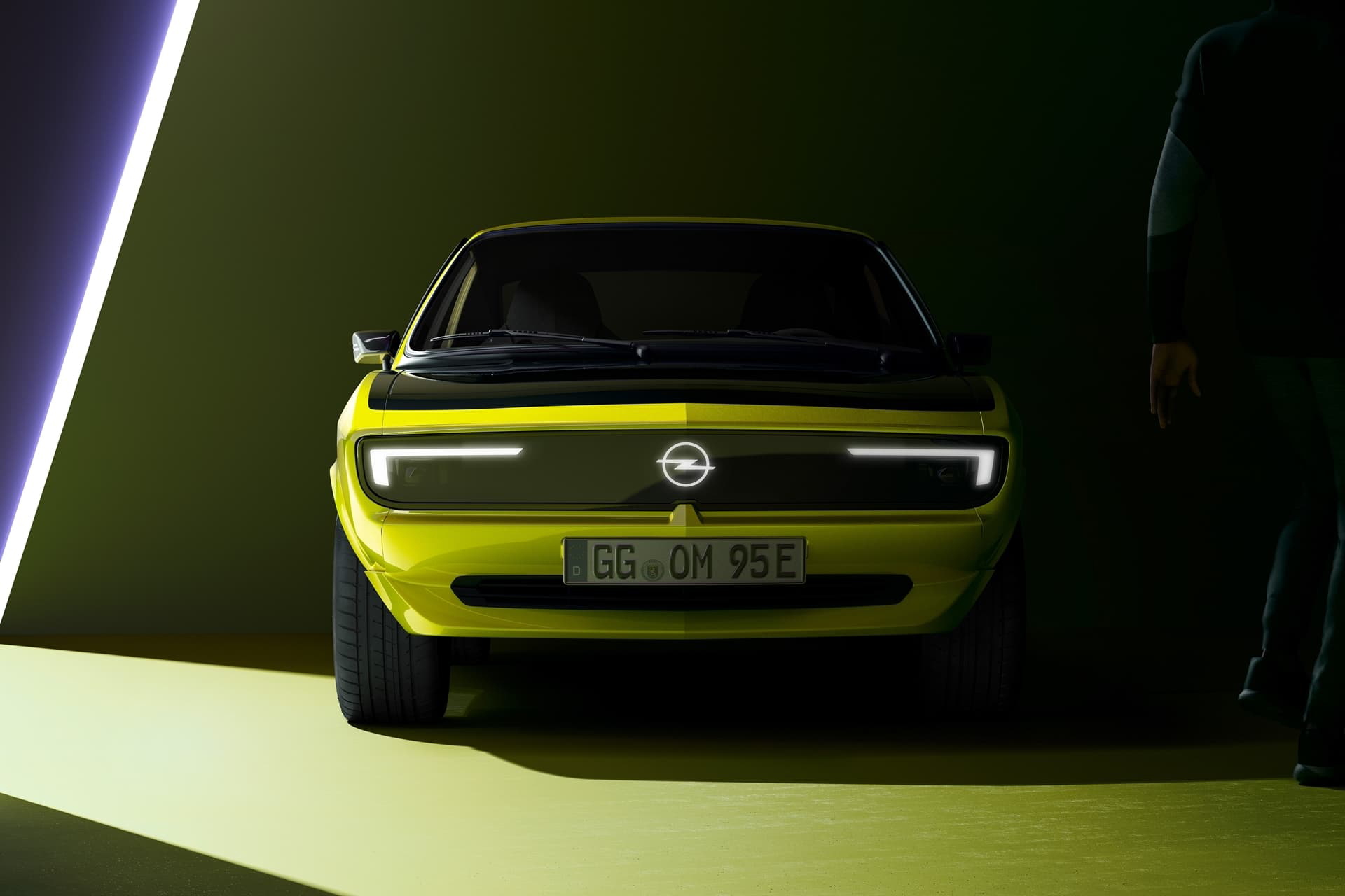 Opel Manta Gse 2021 0421 004