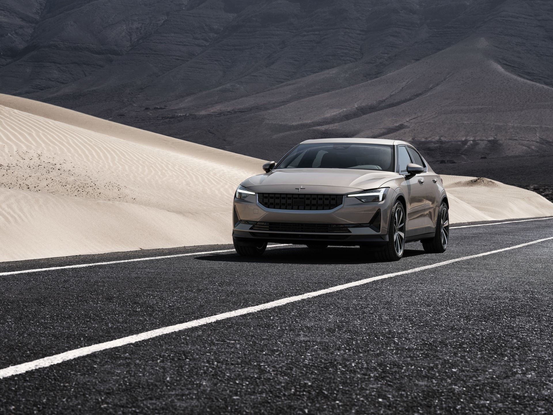 Polestar 2 Versiones Acceso 12
